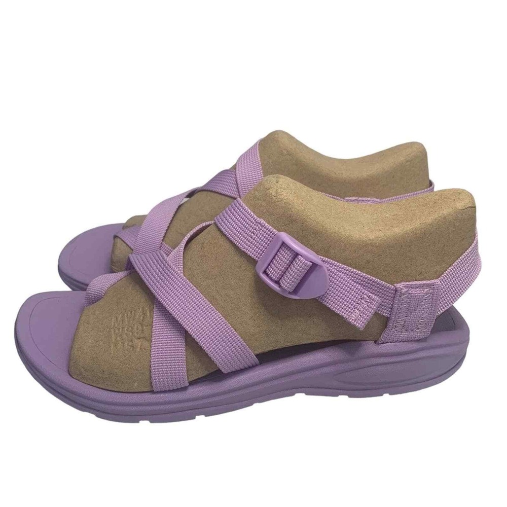 Madden Girl Sun Strappy Sport Sandals Lavender Purple Toe Loop Buckle Size 10
